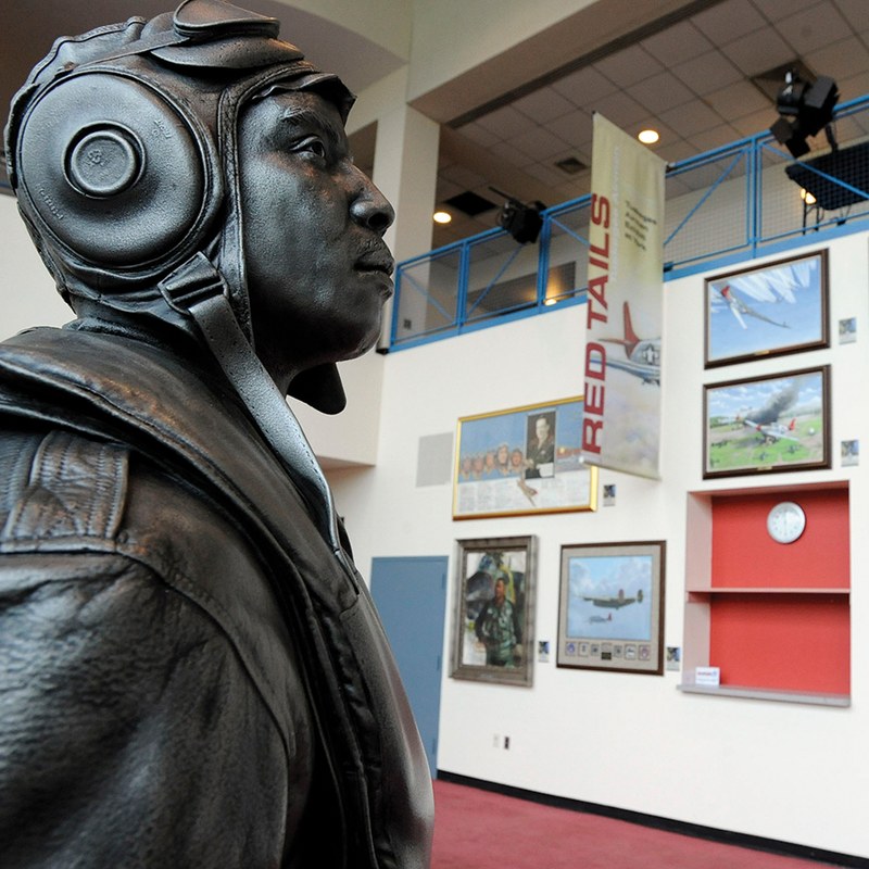 Tuskegee Statue