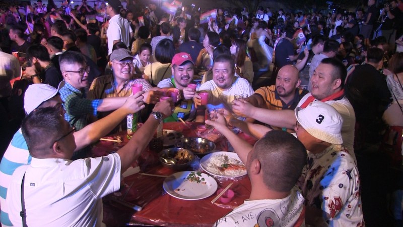 Screenshot of Big Fat Taiwanese Same Sex Wedding.